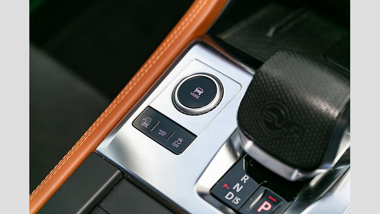 2021 Approved Jaguar F-Pace Yulong White P550 5.0L Supercharged V8 Petrol AWD AUTOMATIC SVR 5.0L S/C V8 21MY