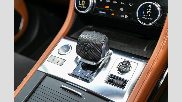 2021 Approved Jaguar F-Pace Yulong White P550 5.0L Supercharged V8 Petrol AWD AUTOMATIC SVR 5.0L S/C V8 21MY