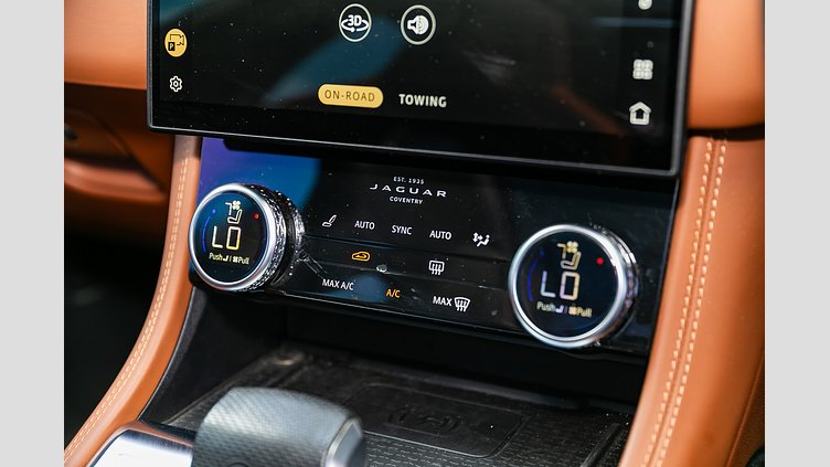 2021 Approved Jaguar F-Pace Yulong White P550 5.0L Supercharged V8 Petrol AWD AUTOMATIC SVR 5.0L S/C V8 21MY