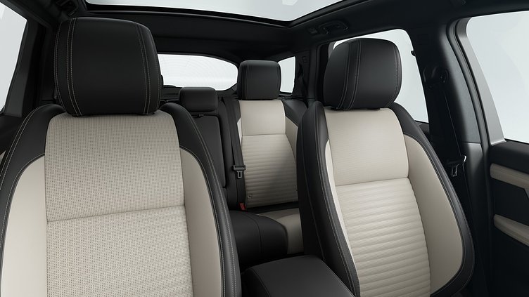 2025 Новий Land Rover Discovery Sport Fuji White 4WD Landmark