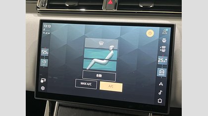 Range Rover Velar 61