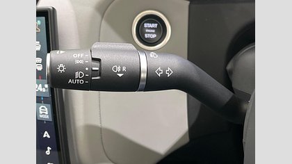 Range Rover Velar 15