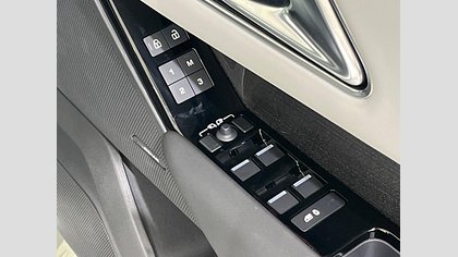 Range Rover Velar 26