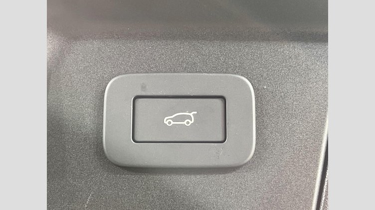 2024 認定中古車 Land Rover Range Rover Velar フジホワイト D200マイルドハイブリッド（ディーゼル） スタンダードホイールベース S