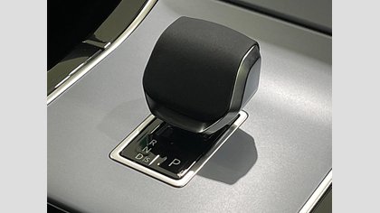 Range Rover Velar 10