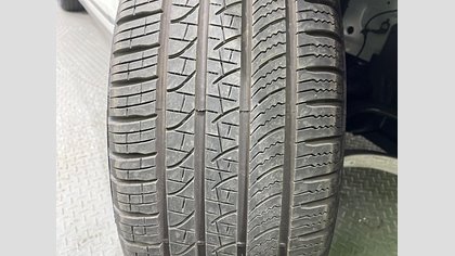 Range Rover Velar 23