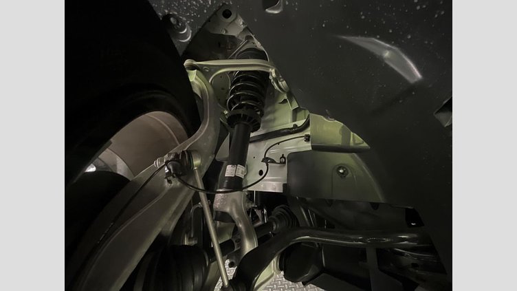 2024 認定中古車 Land Rover Range Rover Velar フジホワイト D200マイルドハイブリッド（ディーゼル） スタンダードホイールベース S