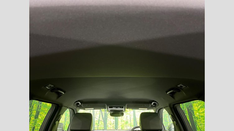 2024 認定中古車 Land Rover Range Rover Velar フジホワイト D200マイルドハイブリッド（ディーゼル） スタンダードホイールベース S