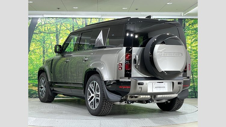 2024 認定中古車 Land Rover Defender 110 シリコンシルバー D350 ディーゼルマイルドハイブリッド X-Dynamic SE
