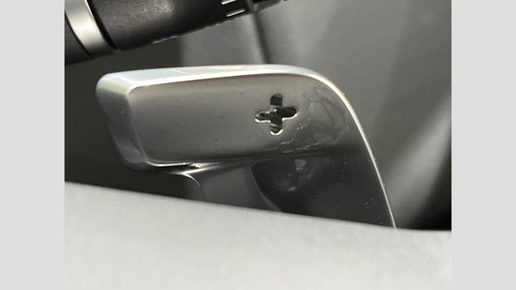 2023 認定中古車 Land Rover Range Rover Velar ヴァレジネブルー P400eプラグインハイブリッド（ガソリン） Standard Wheelbase Dynamic HSE