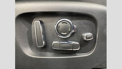 Range Rover Velar 70