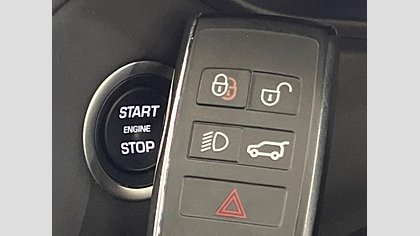 Range Rover Velar 63