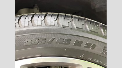 Range Rover Velar 40