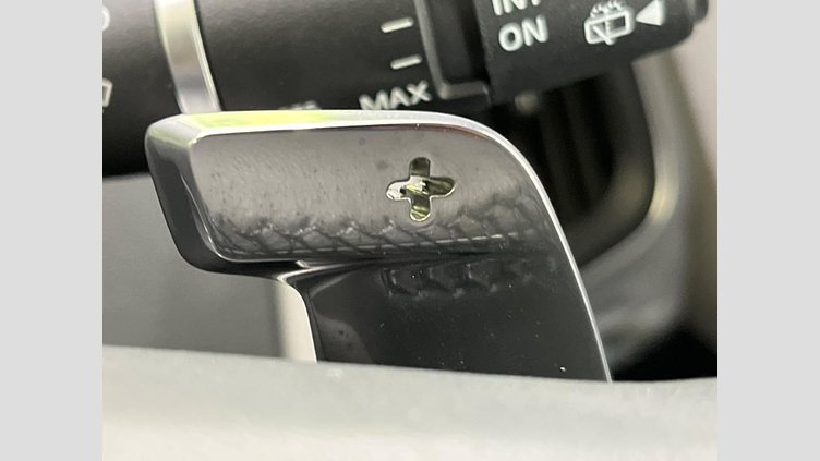 2024 認定中古車 Jaguar E-Pace カルパチアングレイ D200マイルドハイブリッド（ディーゼル） R-DYNAMIC SE