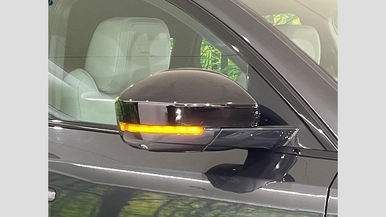 2024 認定中古車 Jaguar E-Pace カルパチアングレイ D200マイルドハイブリッド（ディーゼル） R-DYNAMIC SE