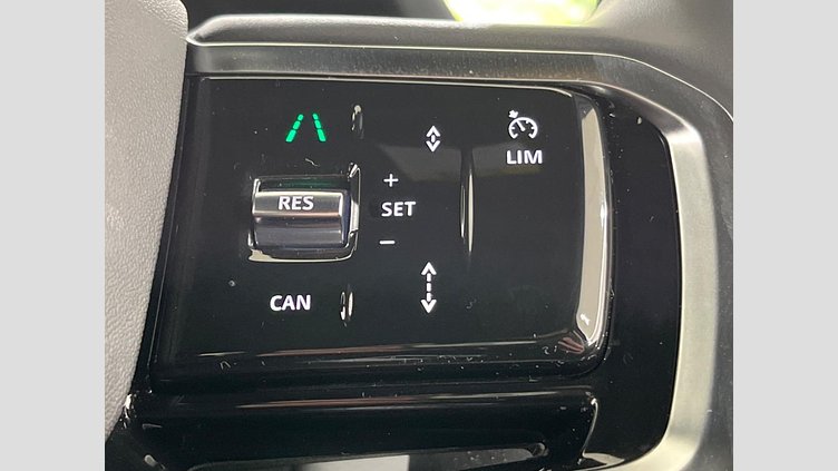 2024 認定中古車 Land Rover Discovery Sport ハクバシルバー D200マイルドハイブリッド（ディーゼル） 標準ホイール DYNAMIC SE