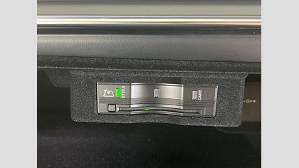 Range Rover 22