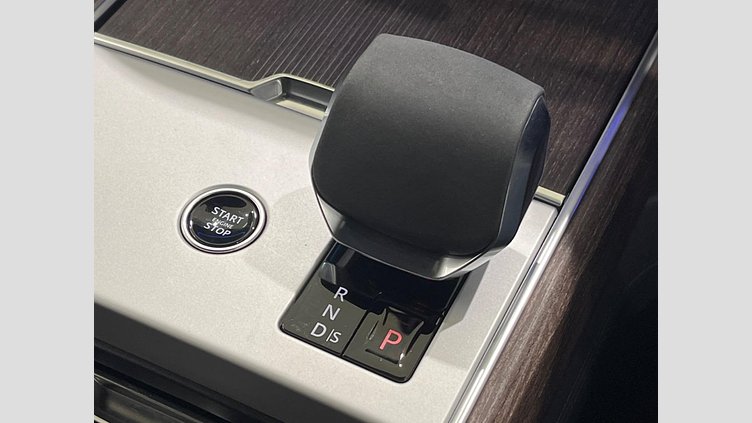 2024 認定中古車 Land Rover Range Rover シャラントグレイ D350 AWD MHEV（AT） スタンダードホイールベース Autobiography