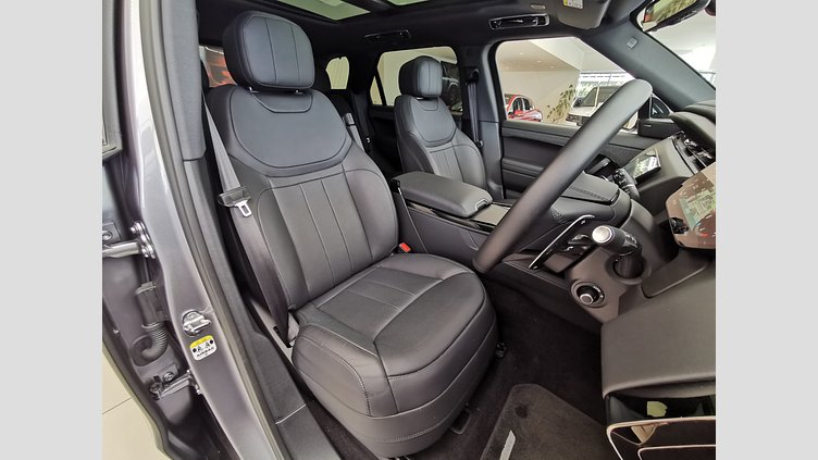 2024 認定中古車 Land Rover Range Rover Sport アイガーグレイ D300マイルドハイブリッド スタンダードホイールベース Dynamic SE