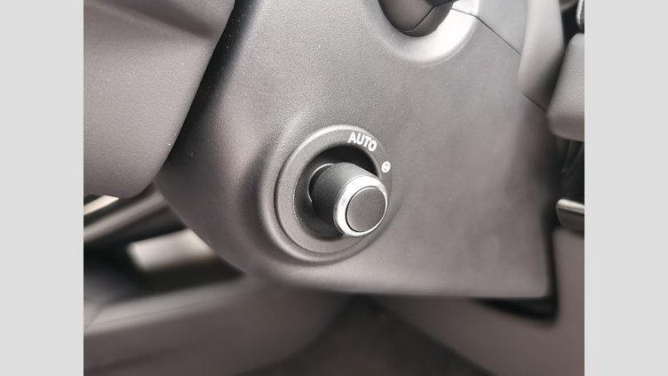 2024 認定中古車 Land Rover Range Rover Sport アイガーグレイ D300マイルドハイブリッド スタンダードホイールベース Dynamic SE