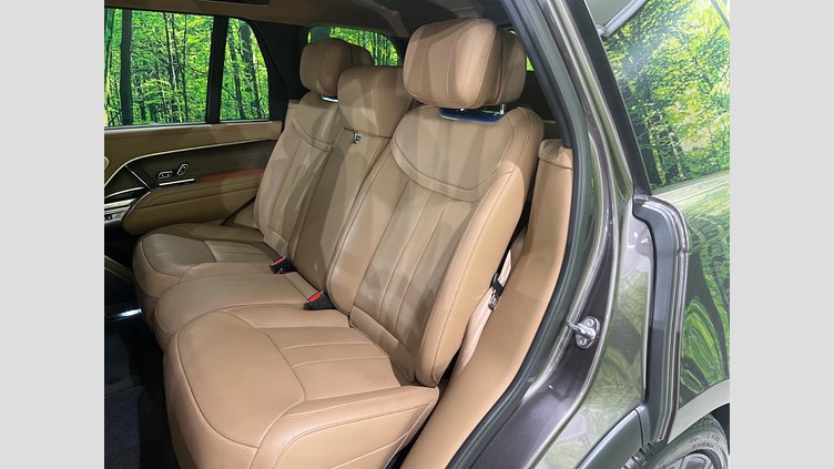 2024 認定中古車 Land Rover Range Rover シャラントグレイ D300 AWD MHEV（AT） スタンダードホイールベース Autobiography