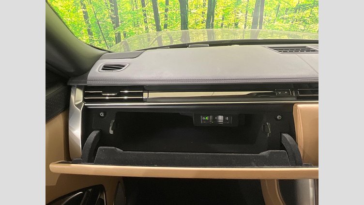 2024 認定中古車 Land Rover Range Rover シャラントグレイ D300 AWD MHEV（AT） スタンダードホイールベース Autobiography