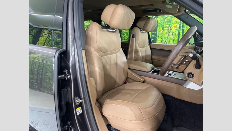 2024 認定中古車 Land Rover Range Rover シャラントグレイ D300 AWD MHEV（AT） スタンダードホイールベース Autobiography