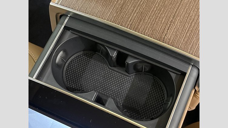 2024 認定中古車 Land Rover Range Rover シャラントグレイ D300 AWD MHEV（AT） スタンダードホイールベース Autobiography