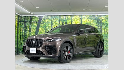F-Pace 27