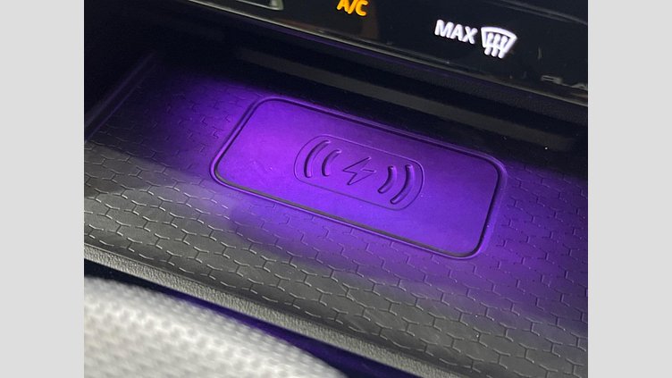 2023 認定中古車 Jaguar F-Pace Tourmaline Brown P550 AWD（オートマチック） SVR