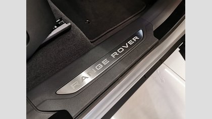 Range Rover Velar 38