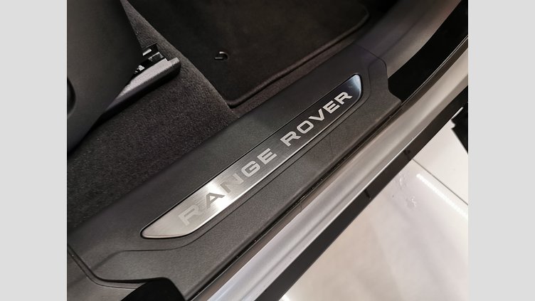 2024 認定中古車 Land Rover Range Rover Velar ハクバシルバー P400eプラグインハイブリッド（ガソリン） スタンダードホイールベース Dynamic HSE