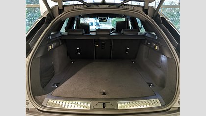 Range Rover Velar 14