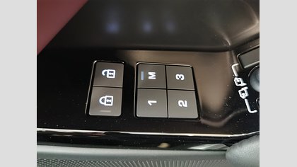 Range Rover Velar 29