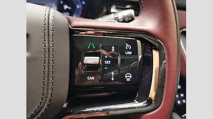 Range Rover Velar 24