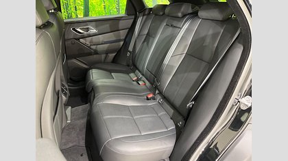 Range Rover Velar 14