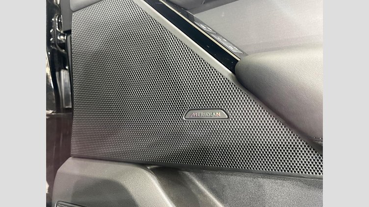 2023 認定中古車 Land Rover Range Rover Velar サントリーニブラック P250ガソリン Standard Wheelbase Dynamic HSE