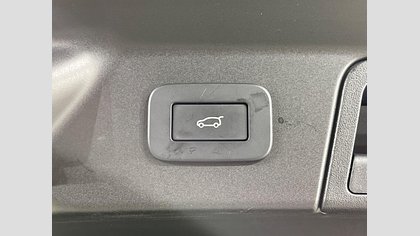 Range Rover Velar 66