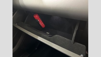 Range Rover Velar 13