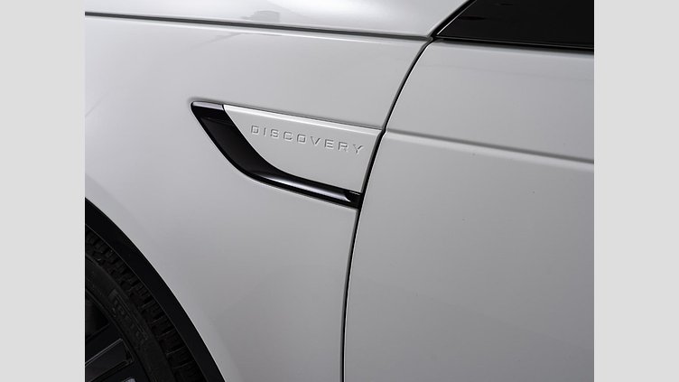 2024 認定中古車 Land Rover Discovery フジホワイト D350マイルドハイブリッド（ディーゼル） Dynamic HSE