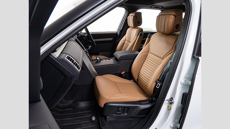 2024 認定中古車 Land Rover Discovery フジホワイト D350マイルドハイブリッド（ディーゼル） Dynamic HSE