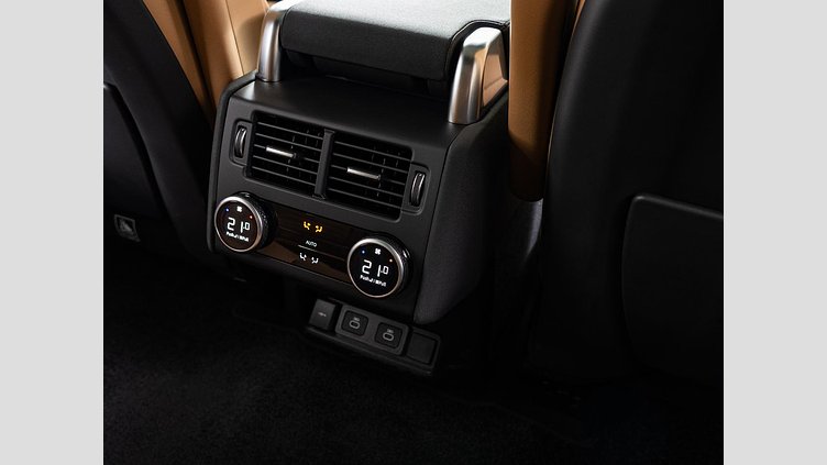 2024 認定中古車 Land Rover Discovery フジホワイト D350マイルドハイブリッド（ディーゼル） Dynamic HSE