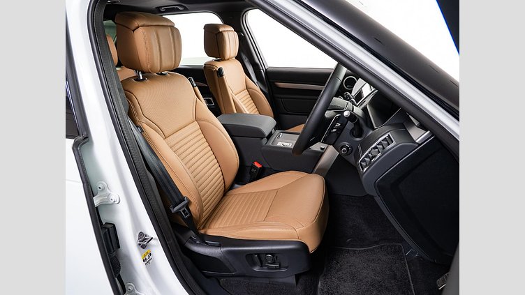 2024 認定中古車 Land Rover Discovery フジホワイト D350マイルドハイブリッド（ディーゼル） Dynamic HSE