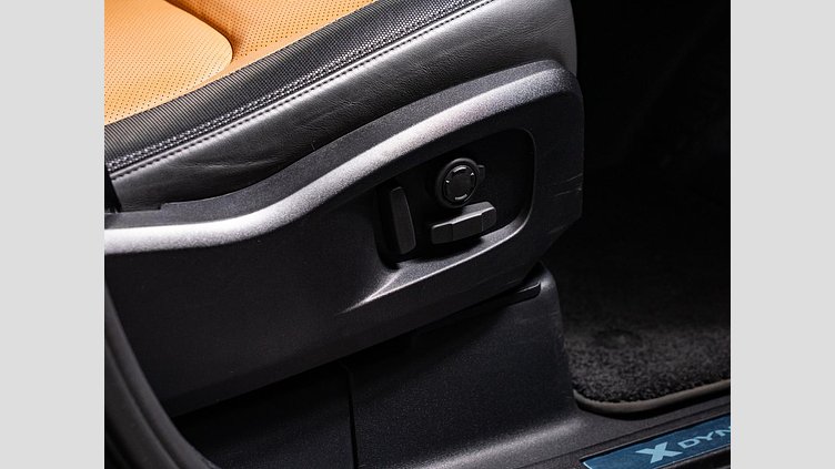 2024 認定中古車 Land Rover Defender 110 カルパチアングレイ D300 AWD（AT） X-DYNAMIC HSE