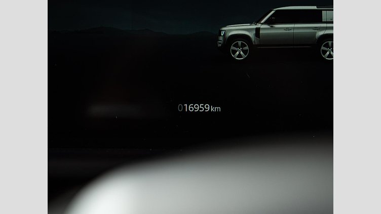 2024 認定中古車 Land Rover Defender 110 カルパチアングレイ D300 AWD（AT） X-DYNAMIC HSE