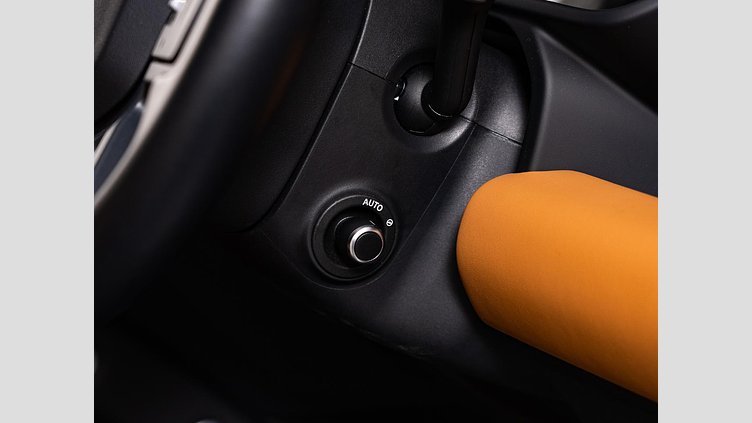 2024 認定中古車 Land Rover Defender 110 カルパチアングレイ D300 AWD（AT） X-DYNAMIC HSE