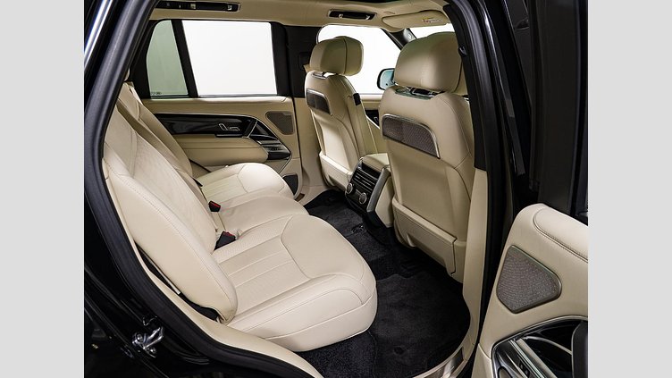 2024 認定中古車 Land Rover Range Rover サントリーニブラック D350 AWD MHEV（AT） スタンダードホイールベース Autobiography