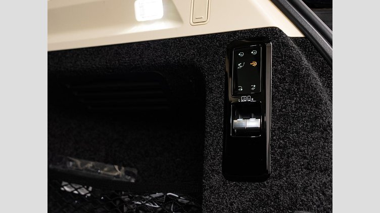 2024 認定中古車 Land Rover Range Rover サントリーニブラック D350 AWD MHEV（AT） スタンダードホイールベース Autobiography