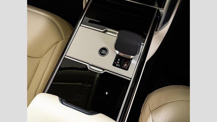 2024 認定中古車 Land Rover Range Rover サントリーニブラック D350 AWD MHEV（AT） スタンダードホイールベース Autobiography