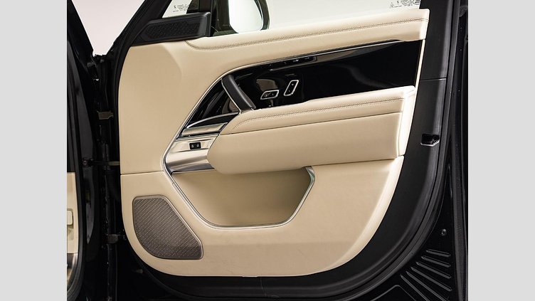 2024 認定中古車 Land Rover Range Rover サントリーニブラック D350 AWD MHEV（AT） スタンダードホイールベース Autobiography